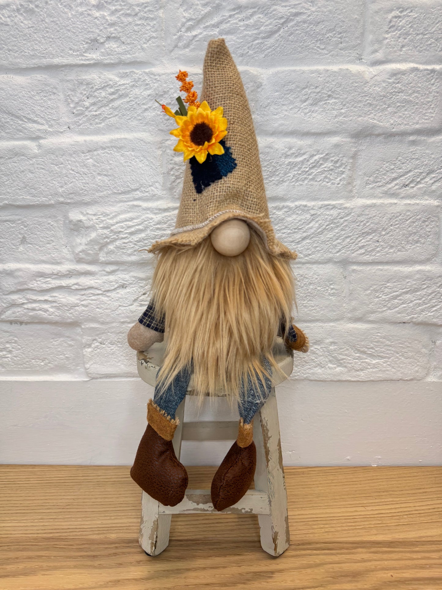 Scarecrow with tan beard
